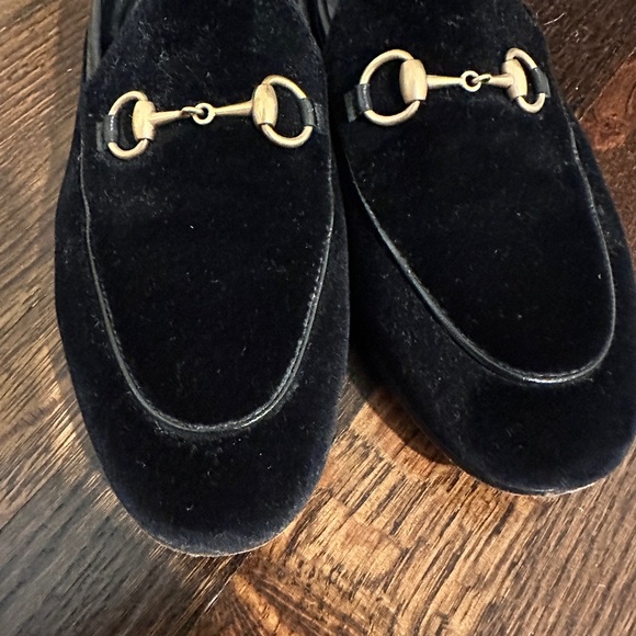 Gucci Black Velvet Loafers - Picture 3 of 6